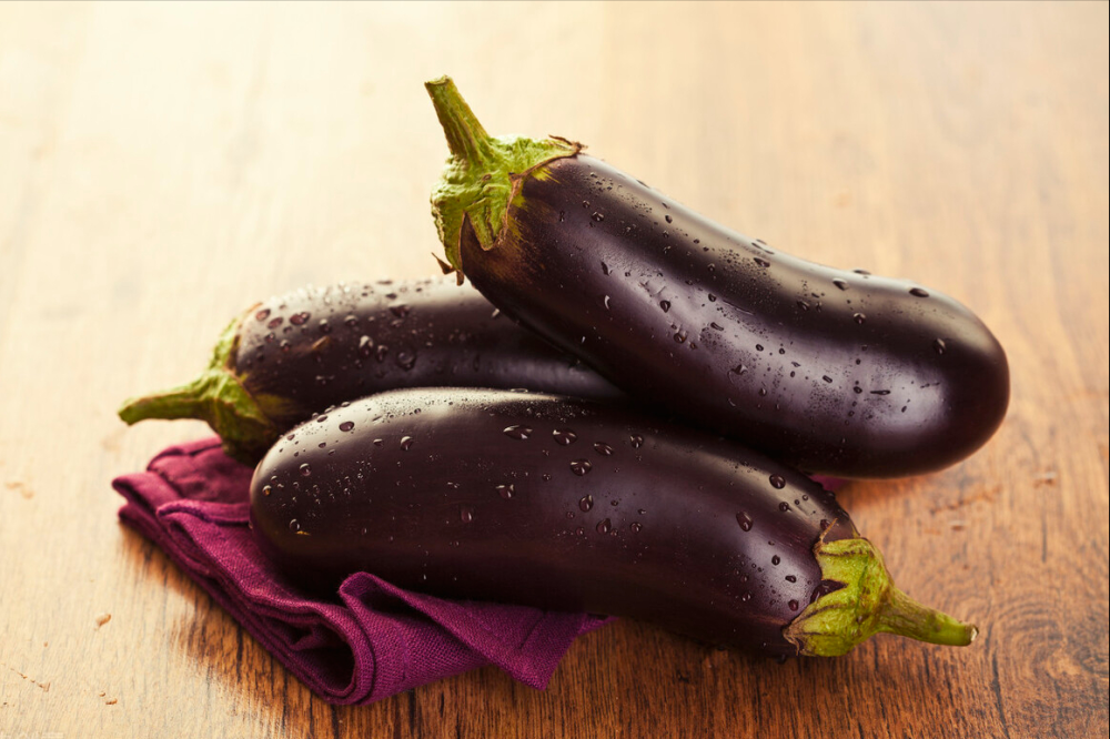 夏天吃茄子买圆茄子还是长茄子区别大了记住这些选购小窍门