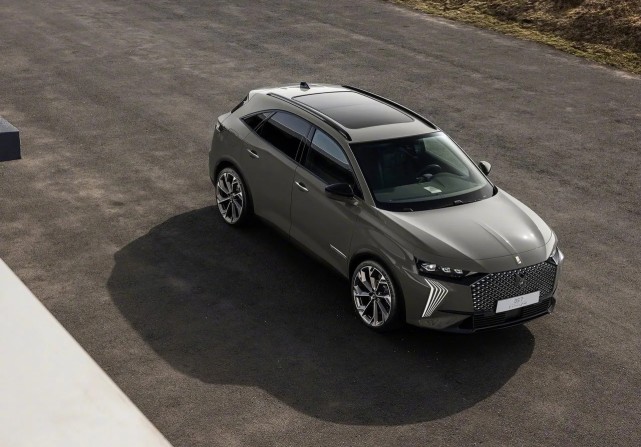 配飞机挡把三种动力可选百公里加速56秒全新ds7官图发布