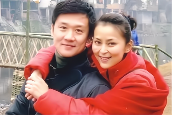 《大山的女儿》中的熟脸不少,认出了涓子,却没认出黄志忠的前妻
