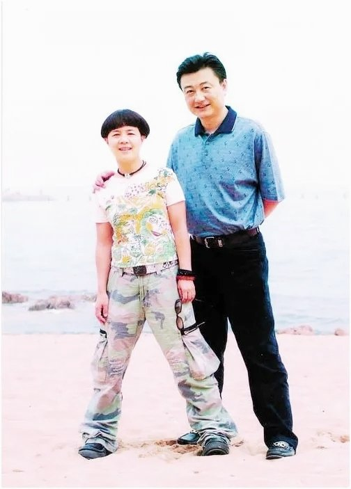 "金龟子"刘纯燕被人深情表白:一生只爱一个人,就是金龟子.