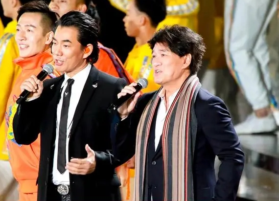披哥2任贤齐重磅加入陈小春回归两位mike碰头你期待吗