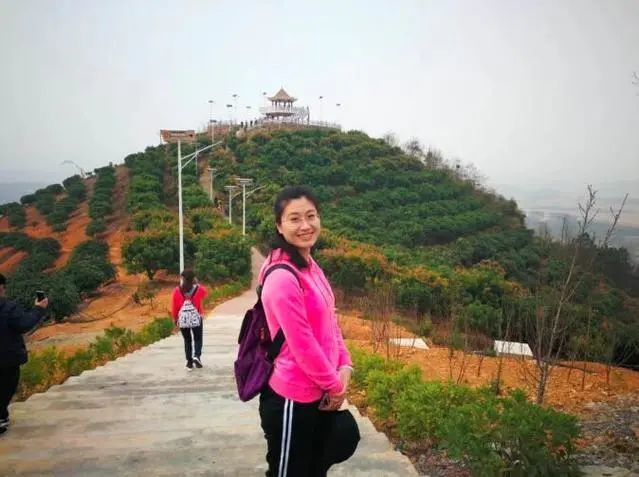 致敬时代楷模！黄文秀先进事迹网上展馆正式上线_腾讯新闻