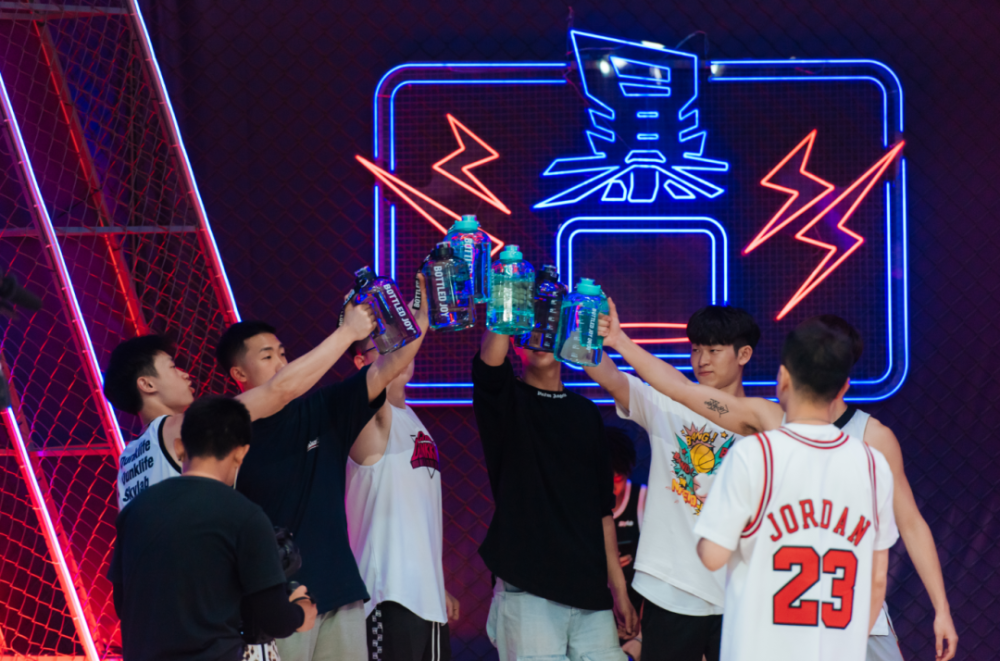 其中的参赛选手侃球君随口一提大家伙都略知一二,如朱焱淼,李和旭,许