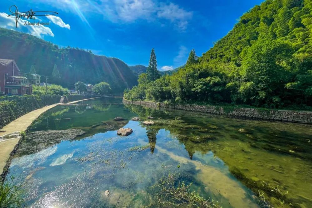 "之外,没想到还能遇见据说至少已有60万年历史的自然遗迹——河流劫夺
