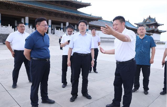 吴云调研博物馆,展览馆规划建设情况