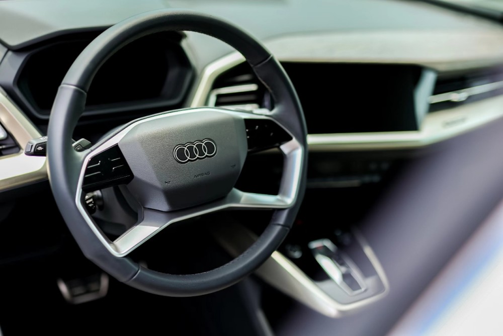 来自未来的汽车？高合HiPhiZ最新官图发布！少儿哪个英语培训班好2023已更新(知乎/微博)少儿哪个英语培训班好