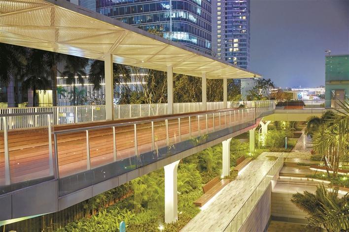 宝安滨海廊桥地下空间部分开放全国首个空中地面地下三位一体城市绿廊