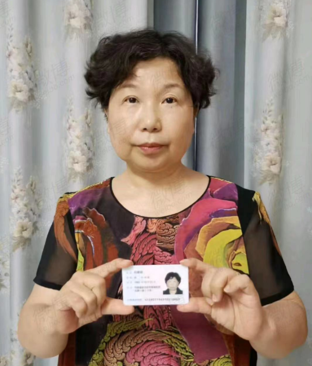 这说明了杜新枝在日常生活中就是一个不受邻里邻居待见的一个人,由此