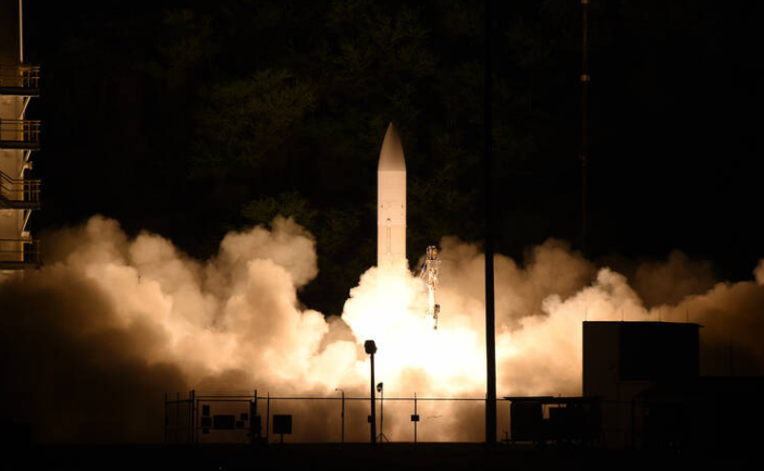 美媒：美国高超音速导弹试验再次失败点火后出现异常