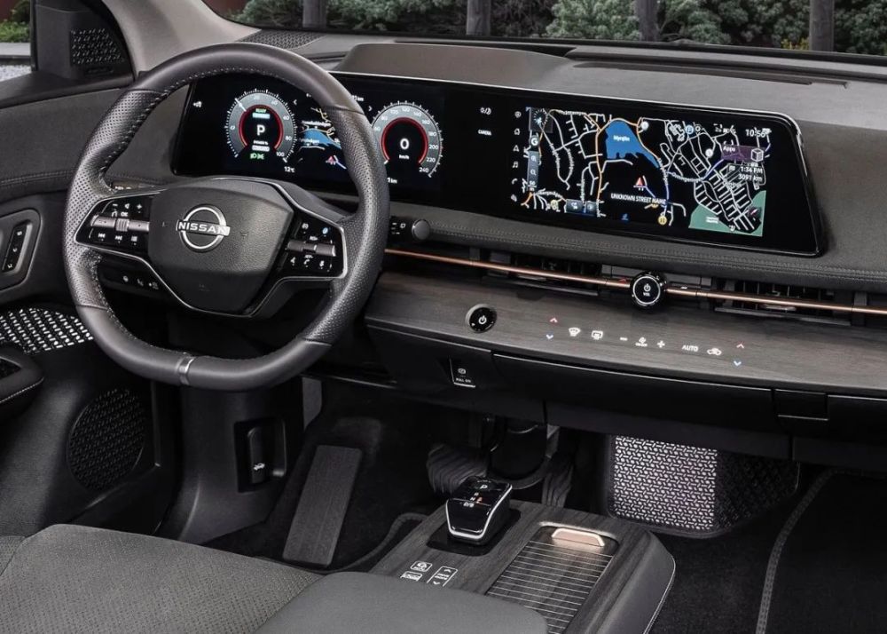 迟到的日产首款纯电ariya光靠内饰这些亮点能行吗