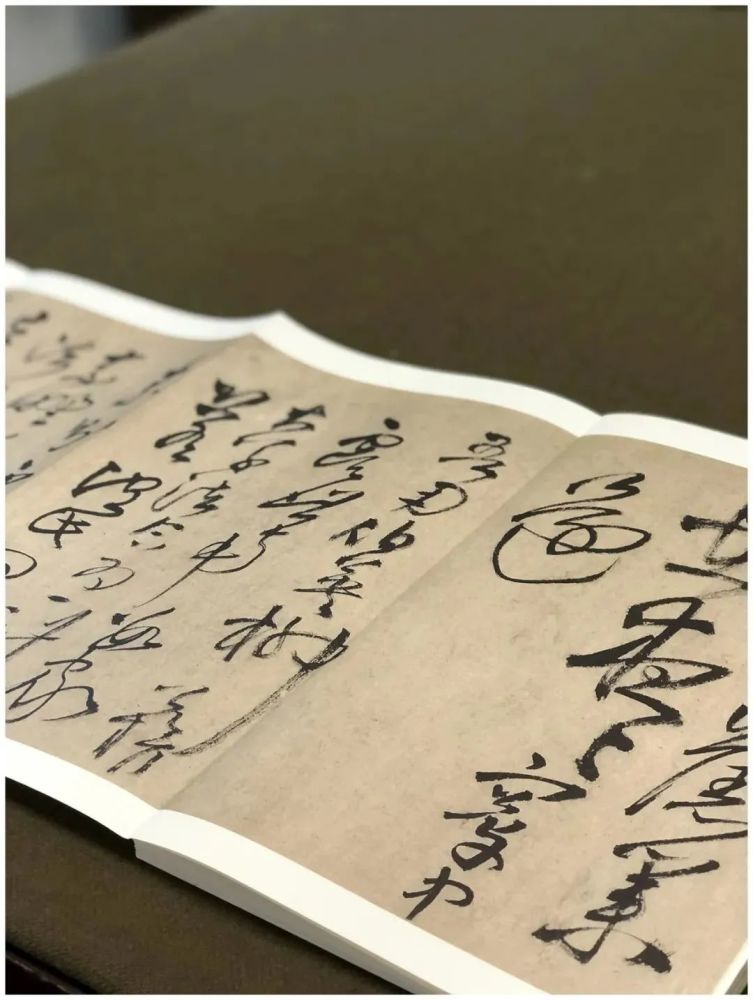 希少☆明徐渭草書巻上海博物館印製