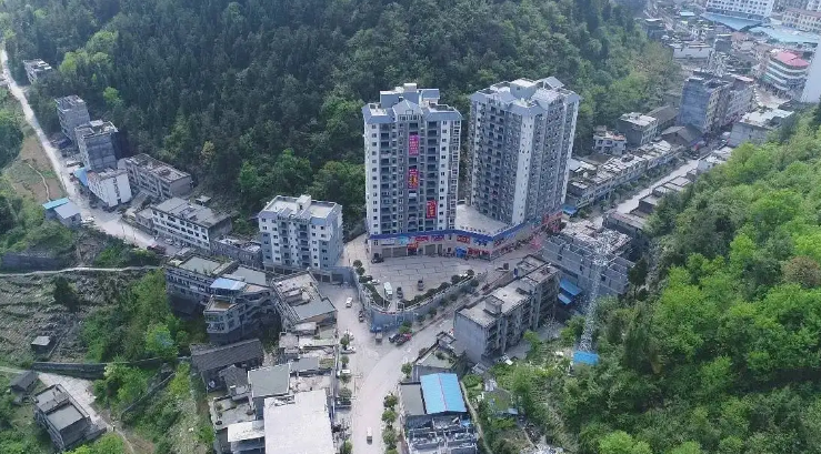 湖北省咸丰县清坪镇,咸丰县有几个乡镇?-出走网