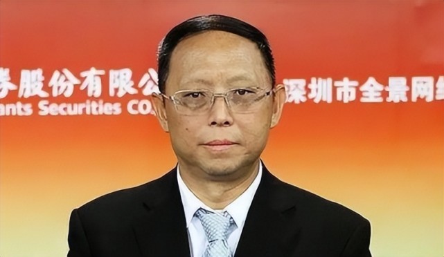 身家725亿李晓明成云南首富全家5人入美籍留一人两边赚钱