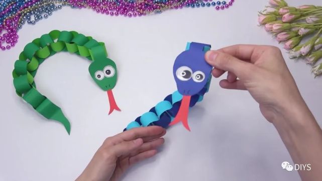 "手工制作"简单又可爱的玩具蛇!-腾讯新闻