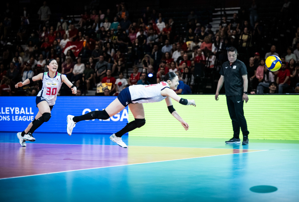 3-1！日本女排遭隔空打击，2连败狂丢16.78分，世界第6位置不保海涛英语语法速成第9集2023已更新(知乎/腾讯)