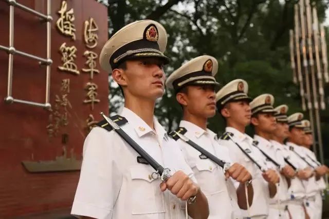 现场照片！410名中国维和官兵被授予联合国和平勋章溜肝尖儿怎么做好吃