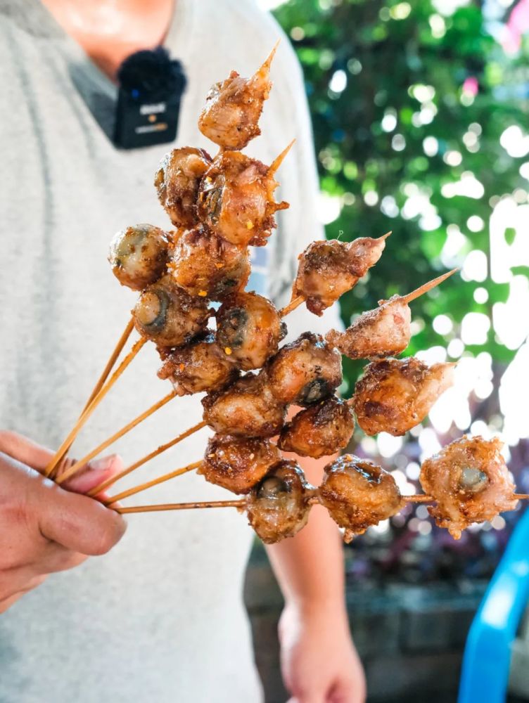 《食在崇左》|爆浆猪眼,隔山大串……这是一场关于烧烤的较量!