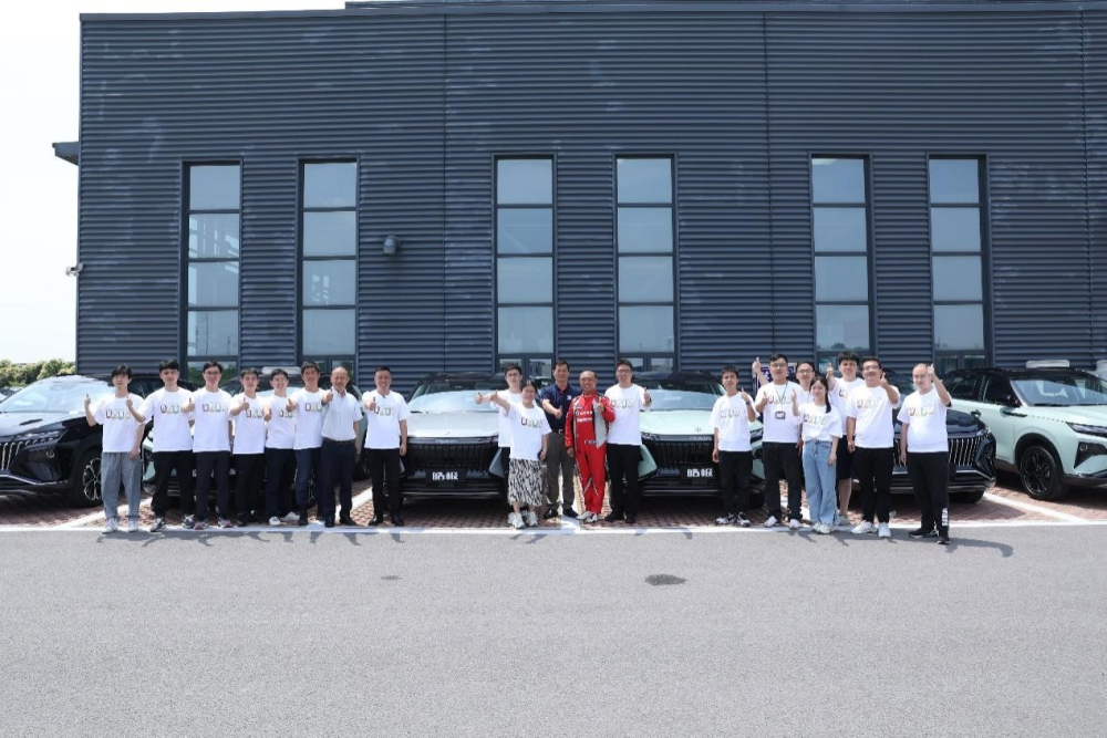 全新丰田皇冠轿跑SUV最新假想图或将于7月15日全球首发