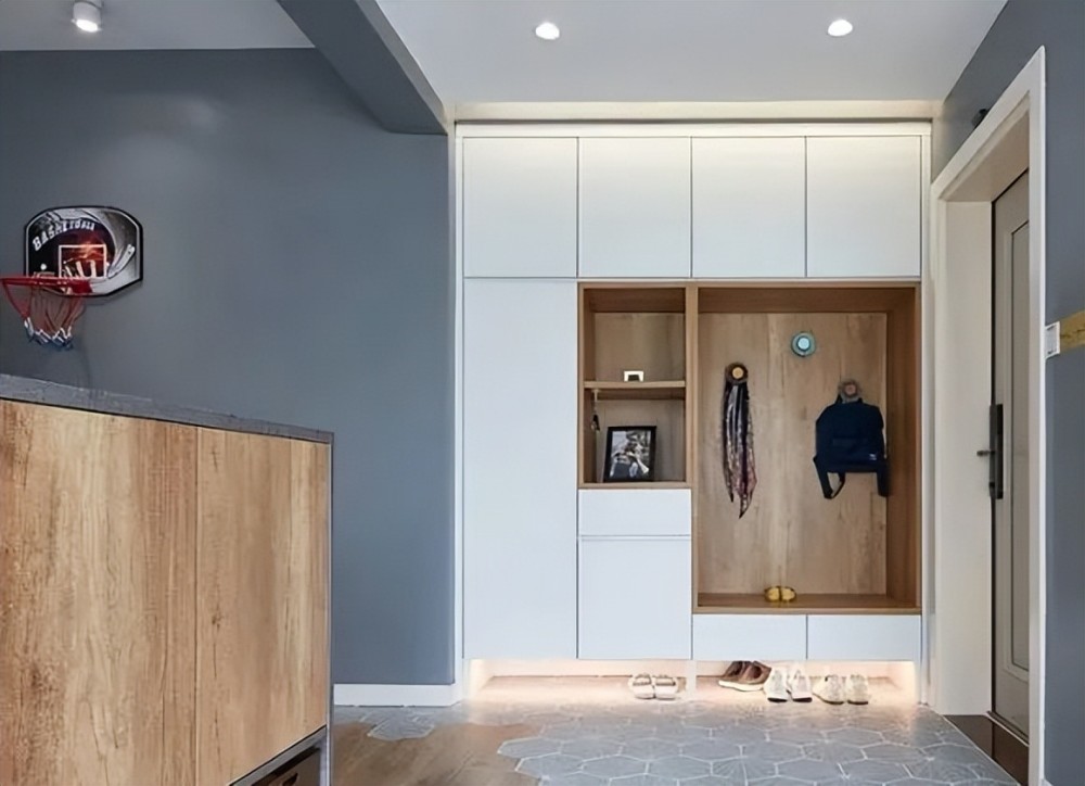 进门鞋柜怎样设计送你13套玄关鞋柜装修设计喜欢就收藏