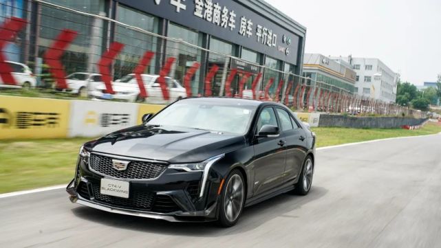 这台70万的凯迪拉克ct4,太值了!