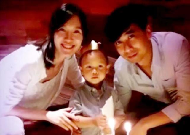 老戏骨王学圻儿子王大庆：理解父亲晚年离婚，娶模特妻子幸福美满_腾讯新闻
