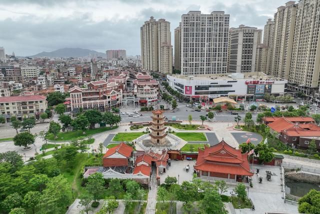 安海曾经的经济文化中心如今破烂不堪却难掩丝路繁华