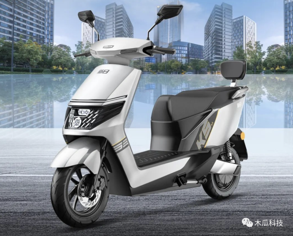 第一款 新日 k5 三代先看外观,新日k5三代才有了水晶剖面切割工艺效果