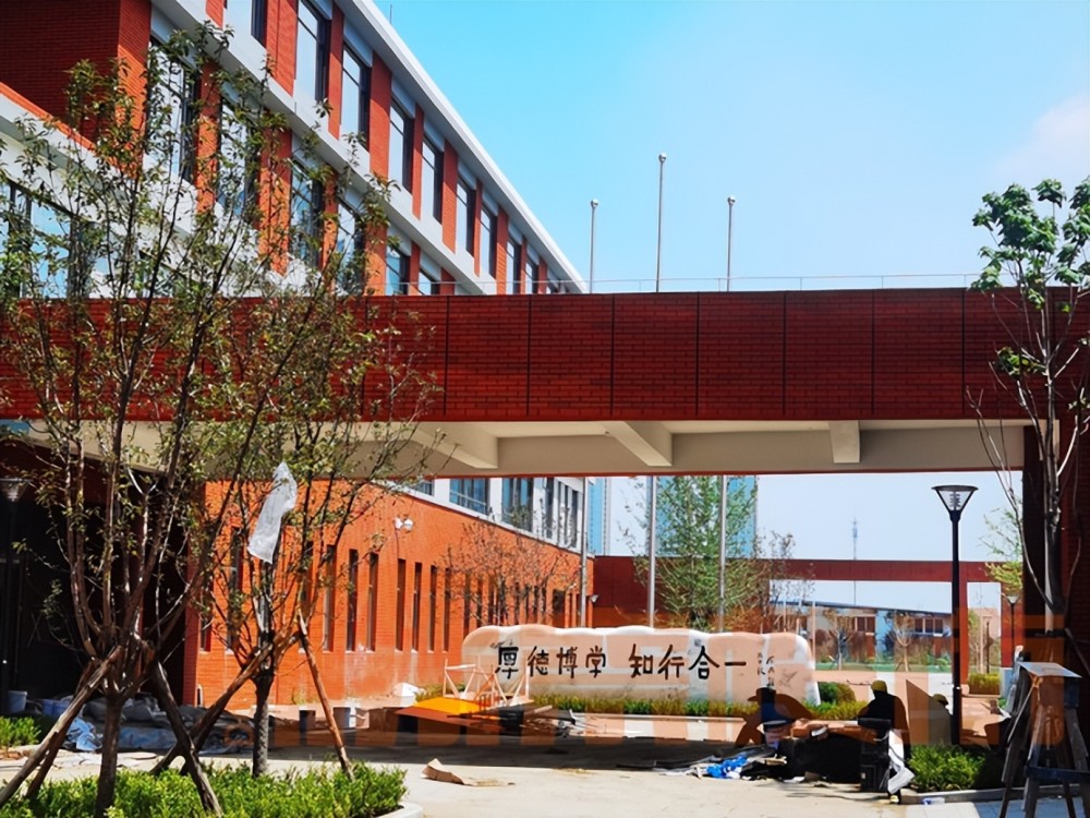 沈抚示范区南京一校,南昌中学9月开学,家长还关心高中上哪?_腾讯新闻