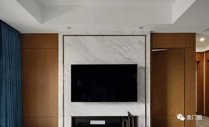 隐形门的优缺点,装暗门锁专用锁,电视背景墙客厅隐形门装修效果图