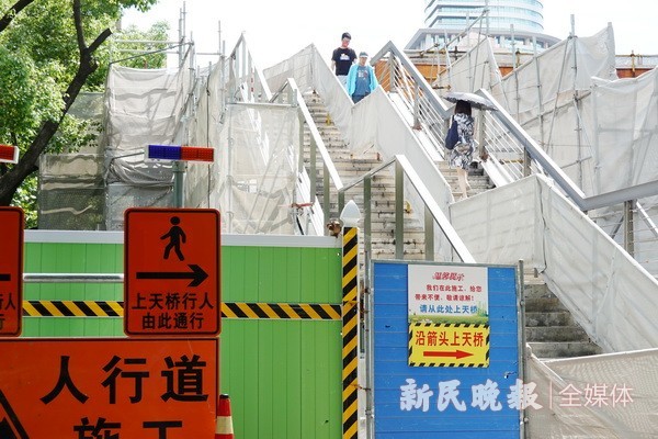 徐汇这座天桥加梯工程预计8月底前竣工