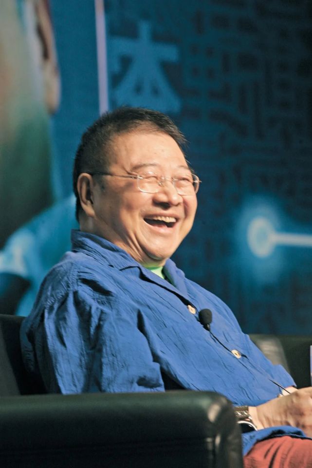 15个故事读懂倪匡传奇一生对古龙有知遇之恩曾大骂张纪中不该改编金庸