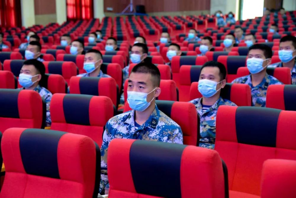 這場政治干部比武，結果有些“意外”科勒
