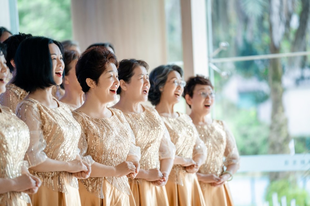 银发之声：老年人合唱团的魅力与价值