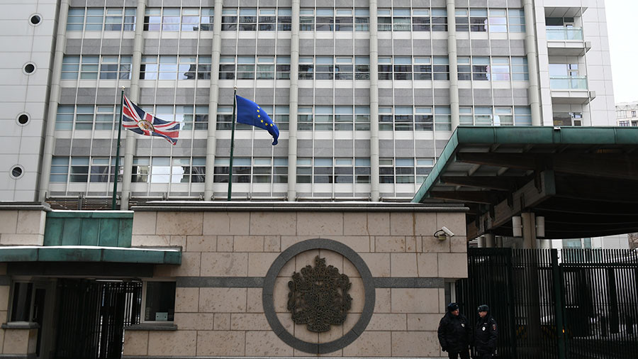 英国驻俄罗斯大使馆门前被命名为“卢甘斯克人民共和国广场”