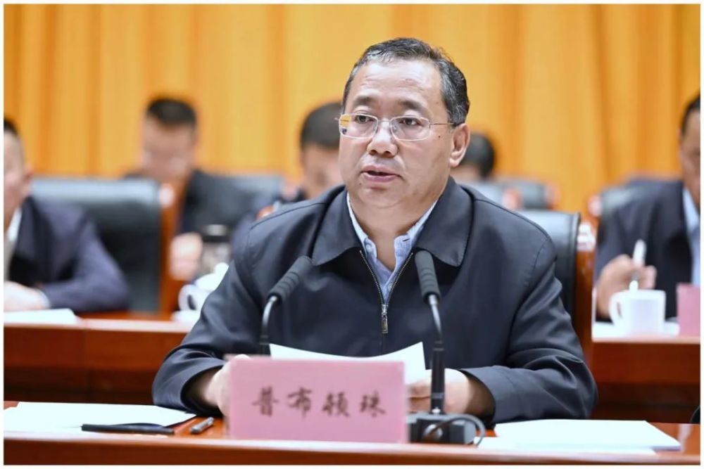 全市推行领导干部常态化四联四包工作机制暨大宣讲大