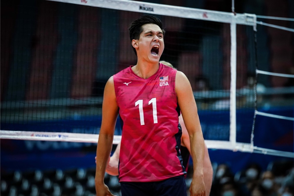 美国主力二传克里斯滕森回归给了不少特写德国3胜6负积7分继续排名第