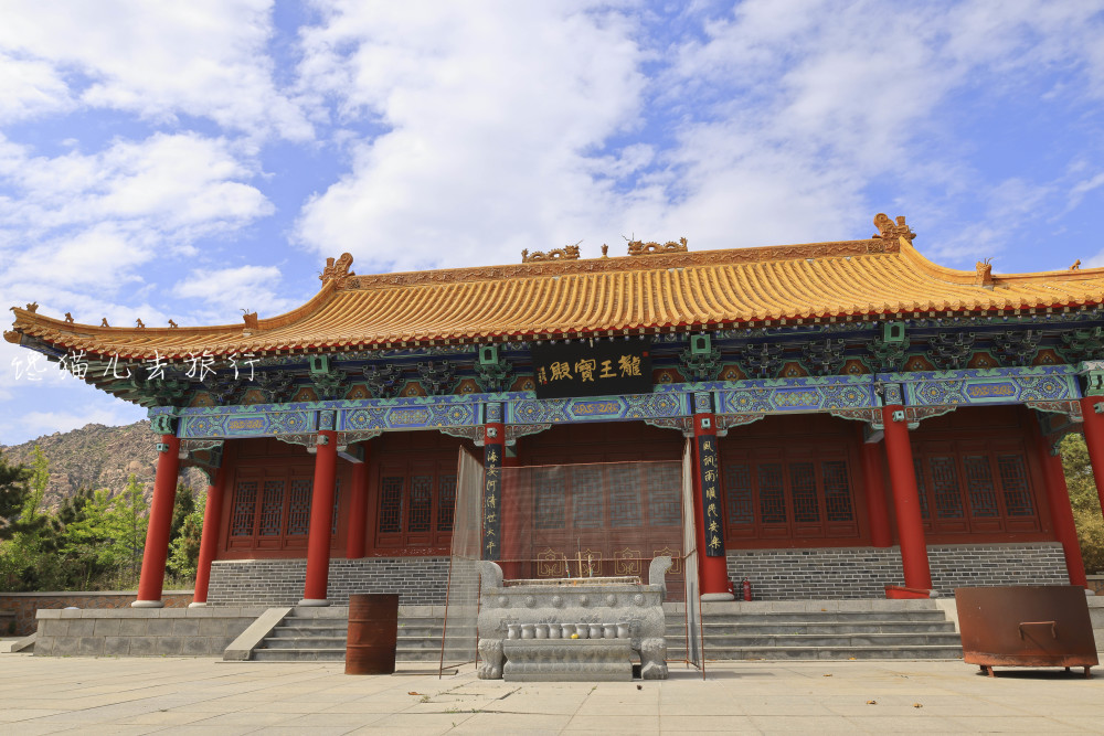 威海这个龙王庙是我见过最豪华的,风景优美,还是国家级非遗