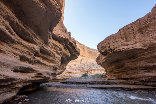格尔木神秘的昆仑大峡谷,景色魔幻像史前世界,曾经鲜为人知