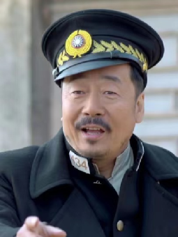 但演技好有时候也是一种麻烦,因为李云龙这个反派太成功,张立此后接到