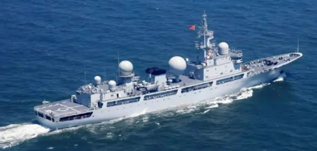 794电子侦察舰,穿越宫古海峡驶向东海,收集情报以后将返回母港