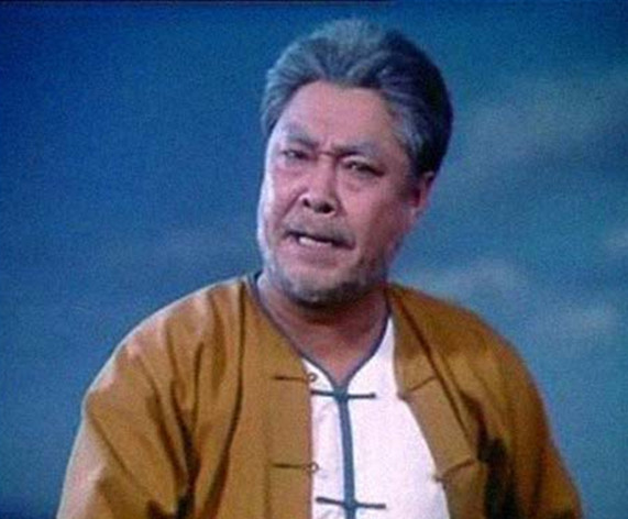 他在《济公》里出演的宰相一角,和之后的闻仲一起,是施正泉在除开戏曲