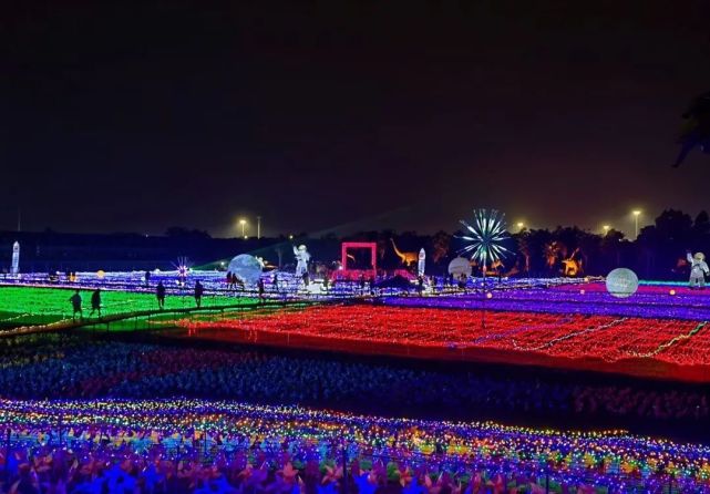 一起奔赴星辰大海深圳海上田园推出璀璨星河灯光秀