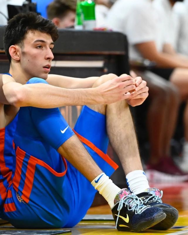 125公斤胖头陀!落选秀打爆nba榜眼!莫兰特讽刺霍姆格伦太瘦弱