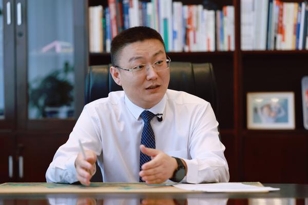 永和铂爵的转型之路:困境下比的是谁跑得久_腾讯新闻