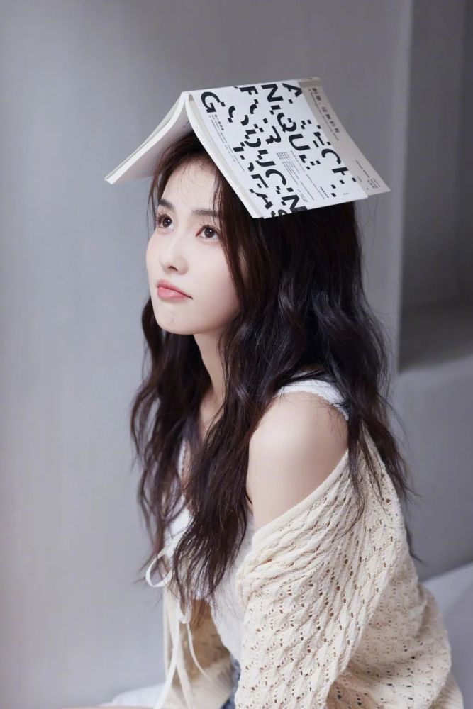 白鹿那些看起来很贵的包,其实只要三位数-舞儿网