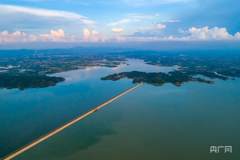 【航拍赣鄱】盛夏鄱阳湖 湖光山色景如画