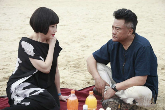 美丽的笨女人首播王洋何明翰主演极致狗血反倒爆笑有趣