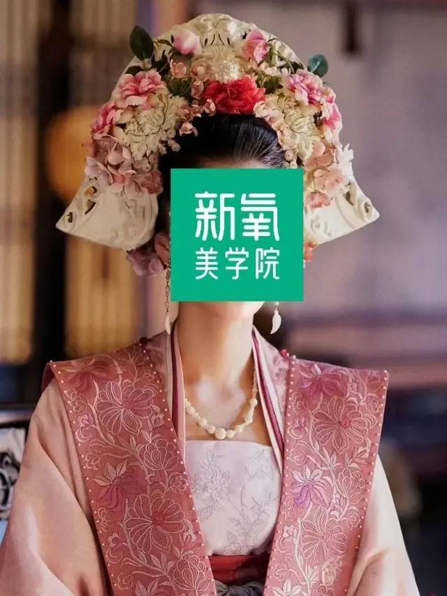 看了赵露思新剧的国风美学，我对曾diss过刘亦菲的《梦华录》道歉！