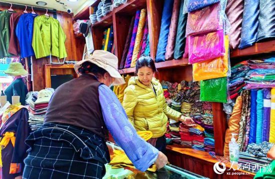 東西問丨李秘:和平飯店何以成為兩岸關系發展重要“見證者”?