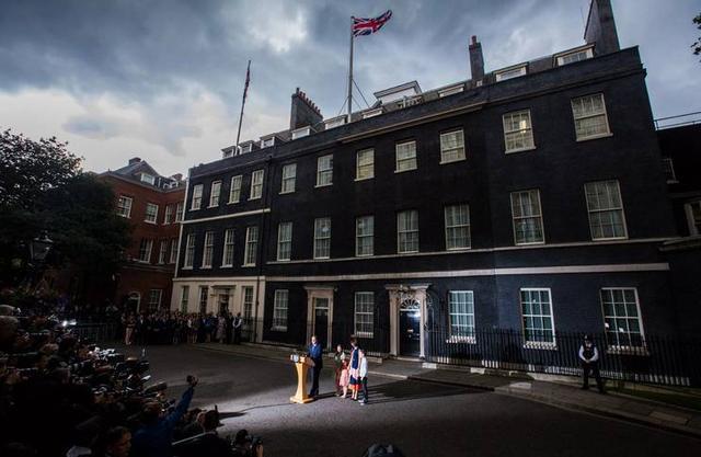 唐宁街10号是英国首相官邸其他几号是什么部门